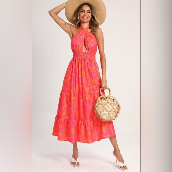 NWT women’s halter neck, front crisscross tie back maxi dress in fuchsia - Picture 5 of 14